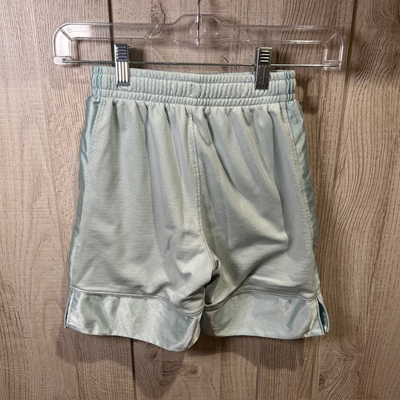 Boy’s Athletic Shorts set of 5 - Picture 12 of 16